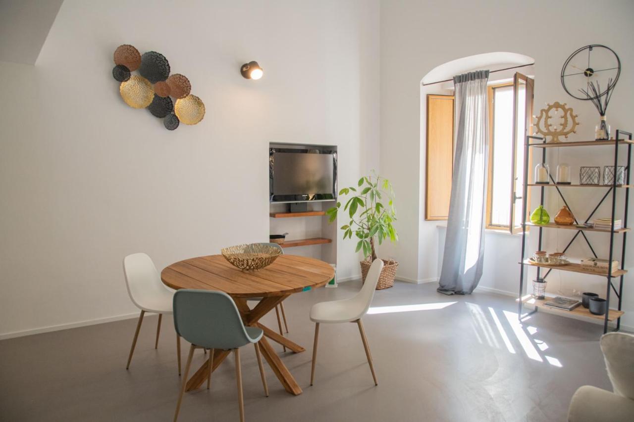 Casa Sant'Orsola - Appartamento nella città antica Molfetta Exterior foto